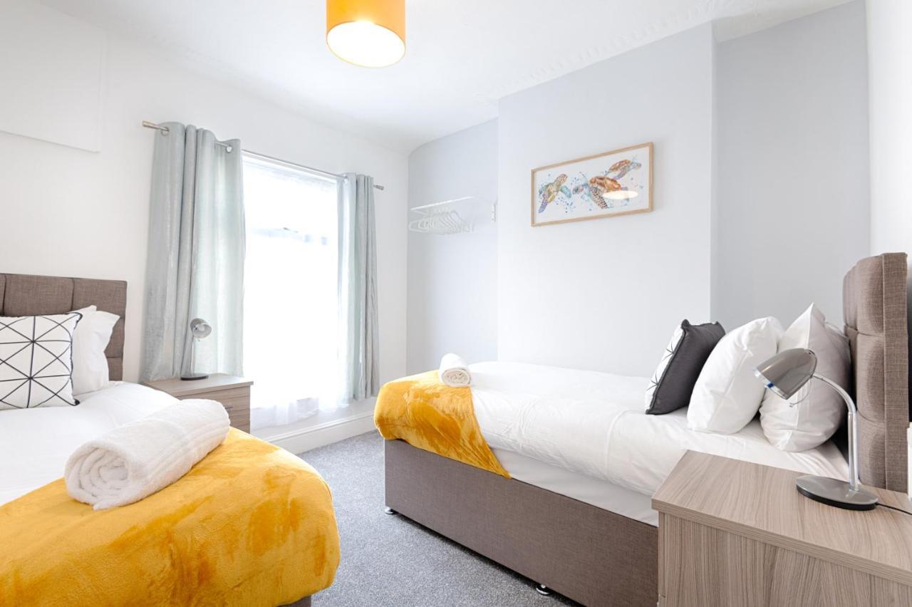 City Centre, Parking, Smart Tv'S In All Rooms Swansea Exteriér fotografie