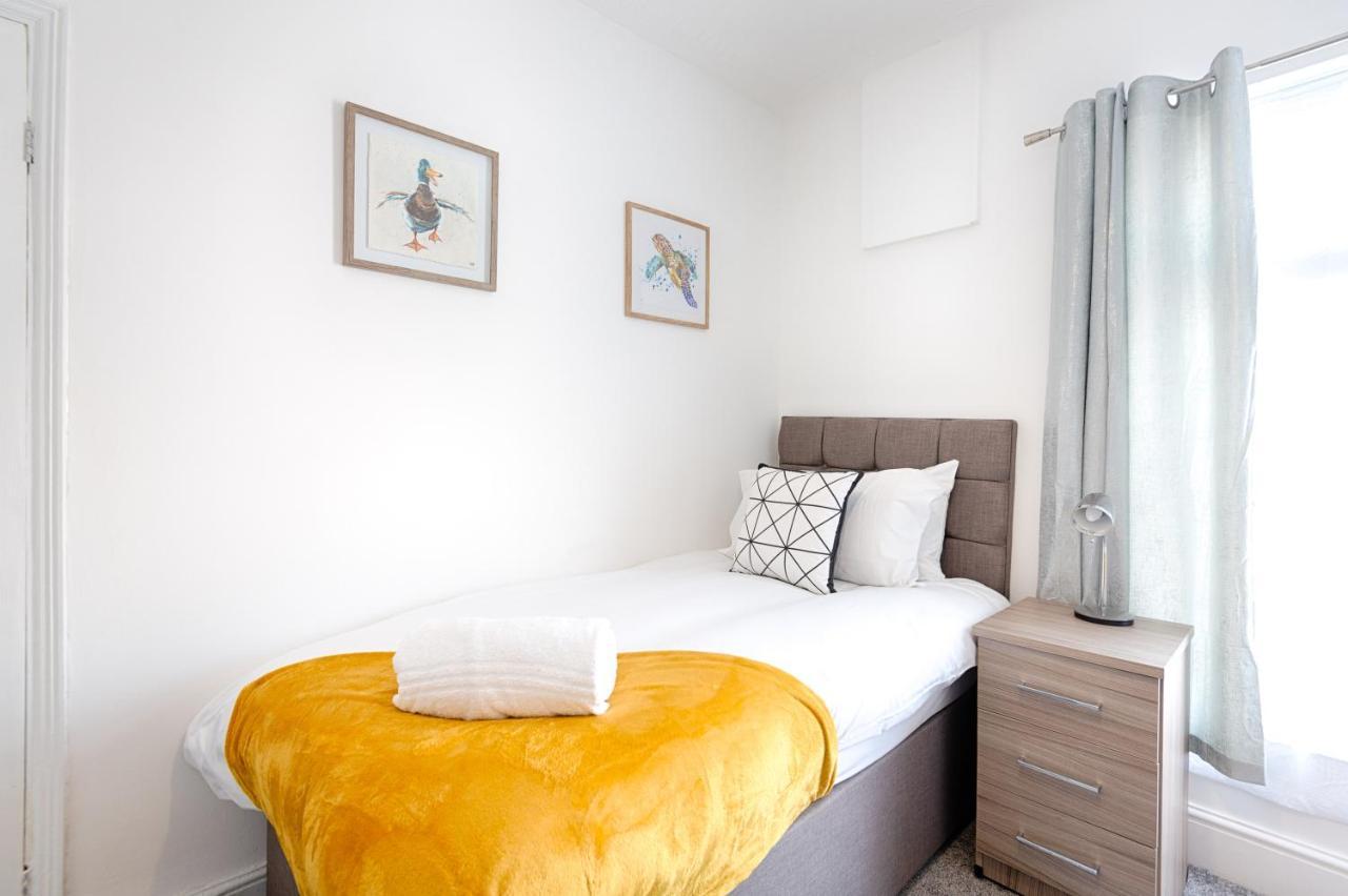 City Centre, Parking, Smart Tv'S In All Rooms Swansea Exteriér fotografie