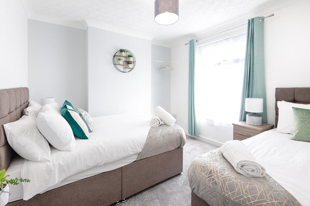 City Centre, Parking, Smart Tv'S In All Rooms Swansea Exteriér fotografie